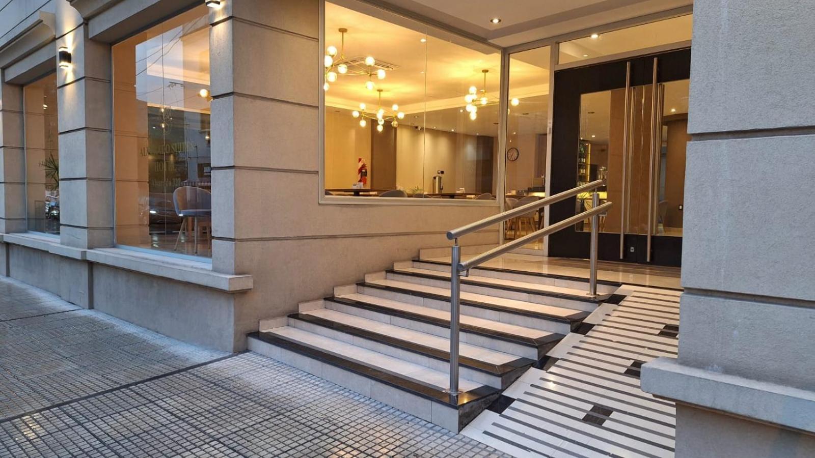 Hotel Alvarado Suites Salta Exterior photo